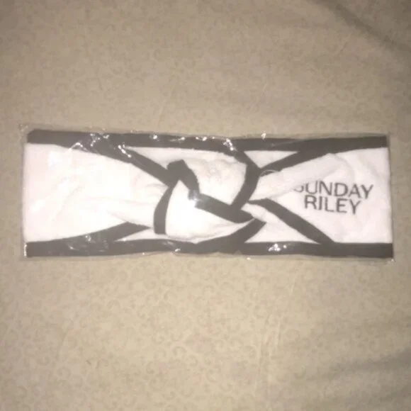 NEW Sunday Riley Spa Terry Headband Sunday Riley Terry spa headband Ships Same Day | eBay main image 4